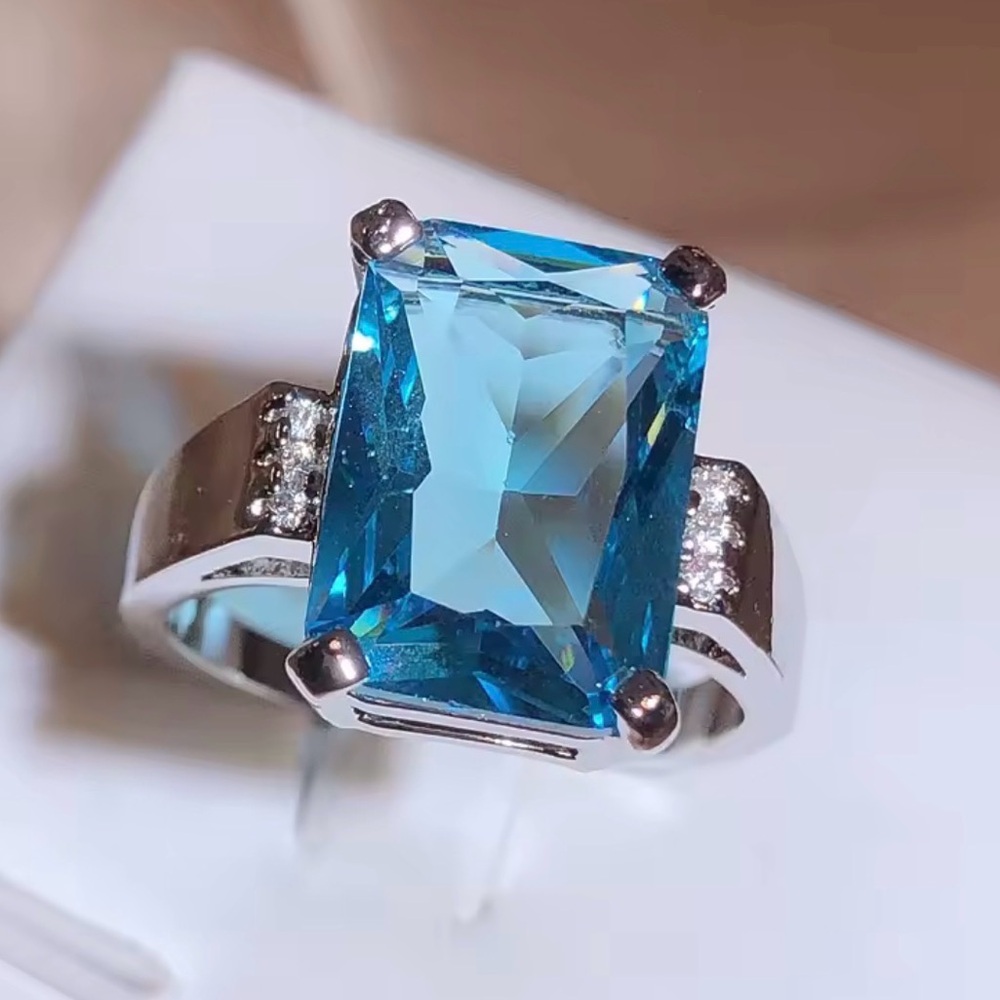 New Blue Aquamarine Emerald-Cut Crystal Chunky Ring - Women Jewelry